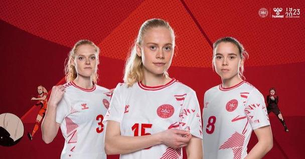 女子足球丹麦直播