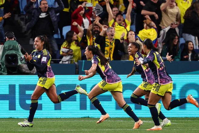 女足vs哥伦比亚在线看回放的相关图片