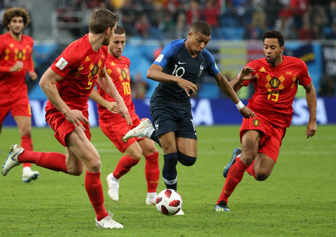 法国vs比利时观看的相关图片